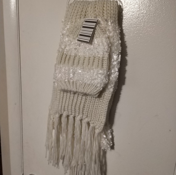 NWT! Hat and scarf set! - Picture 2 of 4